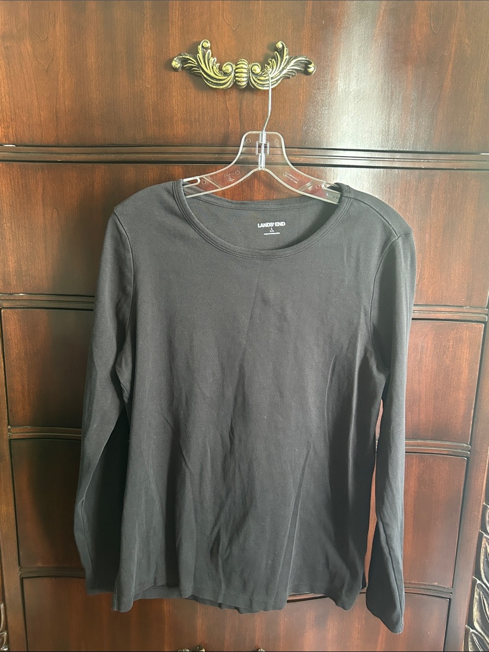 Lands' End Men's Black Long-Sleeve Crewneck Tee